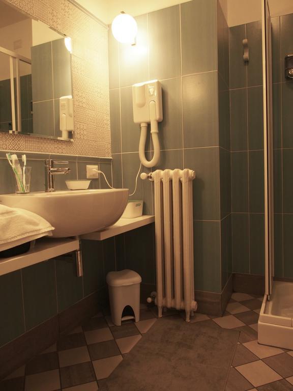 Le Stanze Di Pietro Bed & Breakfast Рим Екстериор снимка