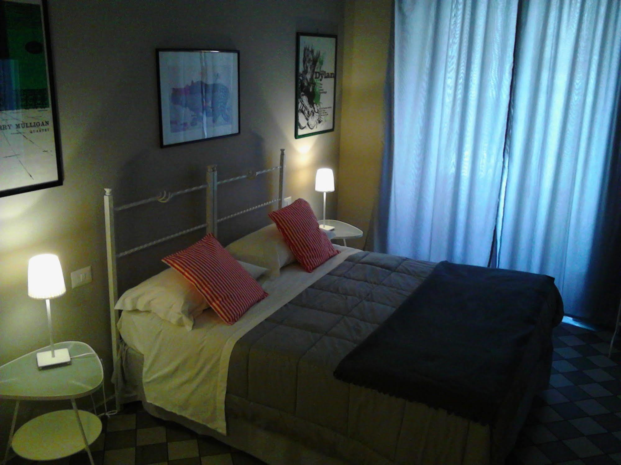 Le Stanze Di Pietro Bed & Breakfast Рим Екстериор снимка